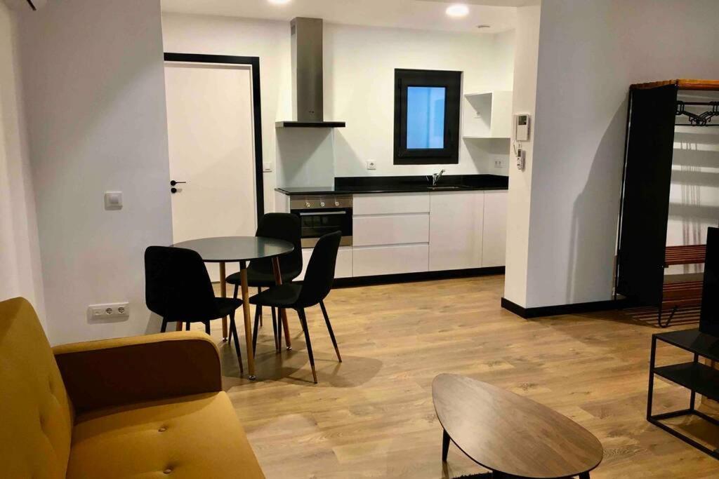 菲格拉斯Loft De Diseno Con Balcon公寓 外观 照片